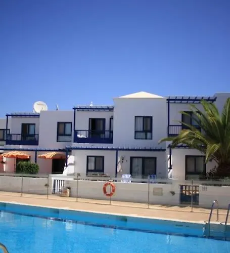 Daire Duplex Con Piscina En 1ª Linea De Mar. Super Vistas