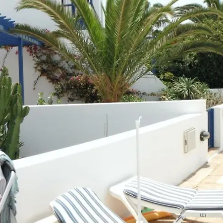 Apartamento Duplex Con Piscina En 1ª Linea De Mar. Super Vistas Playa Blanca (Lanzarote)