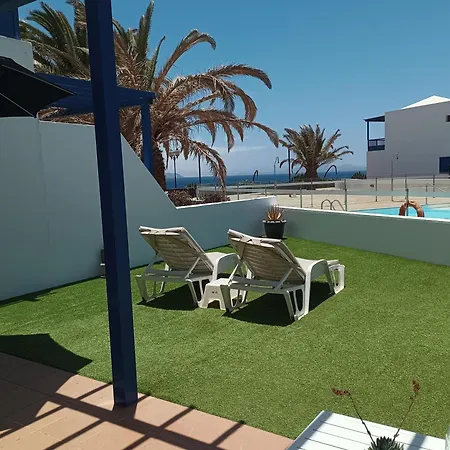 Duplex Con Piscina En 1ª Linea De Mar. Super Vistas 普拉亚布兰卡