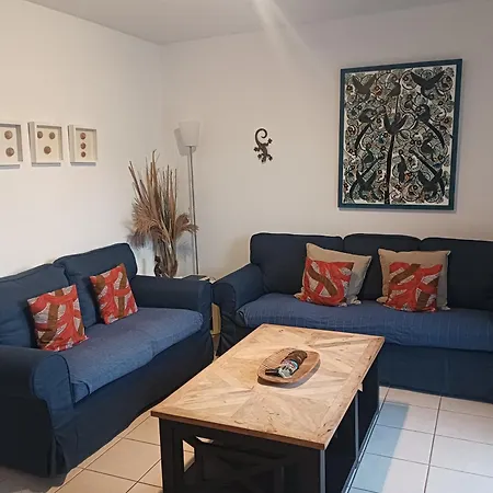 Duplex Con Piscina En 1ª Linea De Mar. Super Vistas * 普拉亚布兰卡