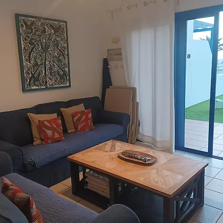 Duplex Con Piscina En 1ª Linea De Mar. Super Vistas *